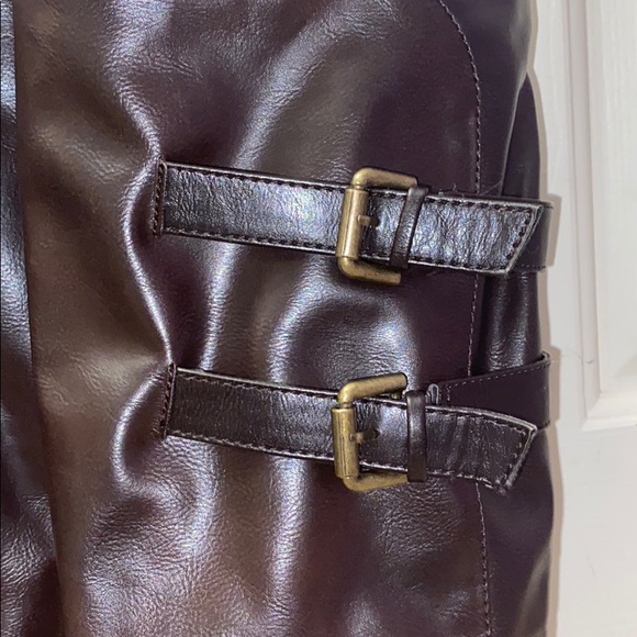 Brown Riding Boots - Picture 3 of 8